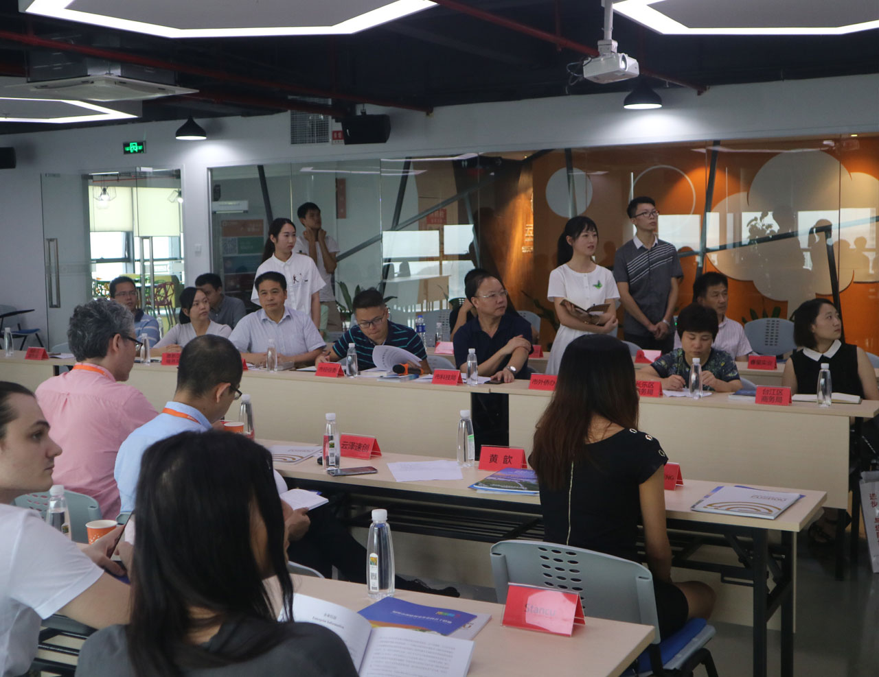 meeting-local-government meeting-local-government